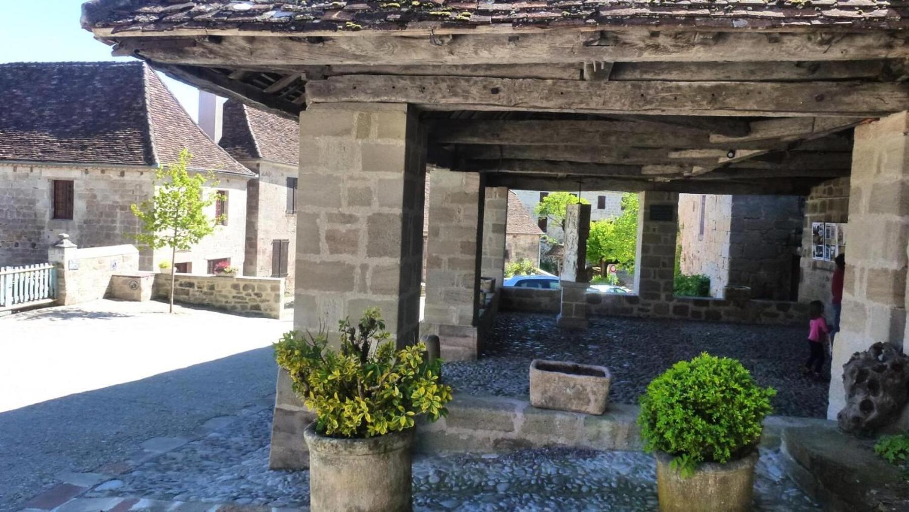 Gite De France A Curemonte 2 Epis - Gite De France 4 Personnes Mae-0004 Exterior photo